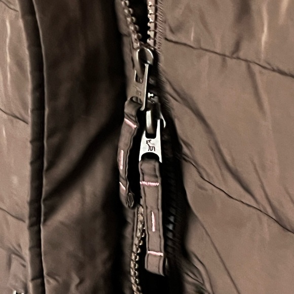 Abercrombie Kids Brown Hooded Puffer Jacket with Sherpa Lining Girls 13/14 - Picture 12 of 14